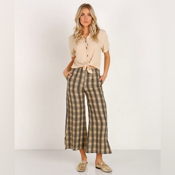 Faithfull the Brand | Tan Toulin Textured Front Knot Button Shirt Small Neutral - Picture 2 of 10